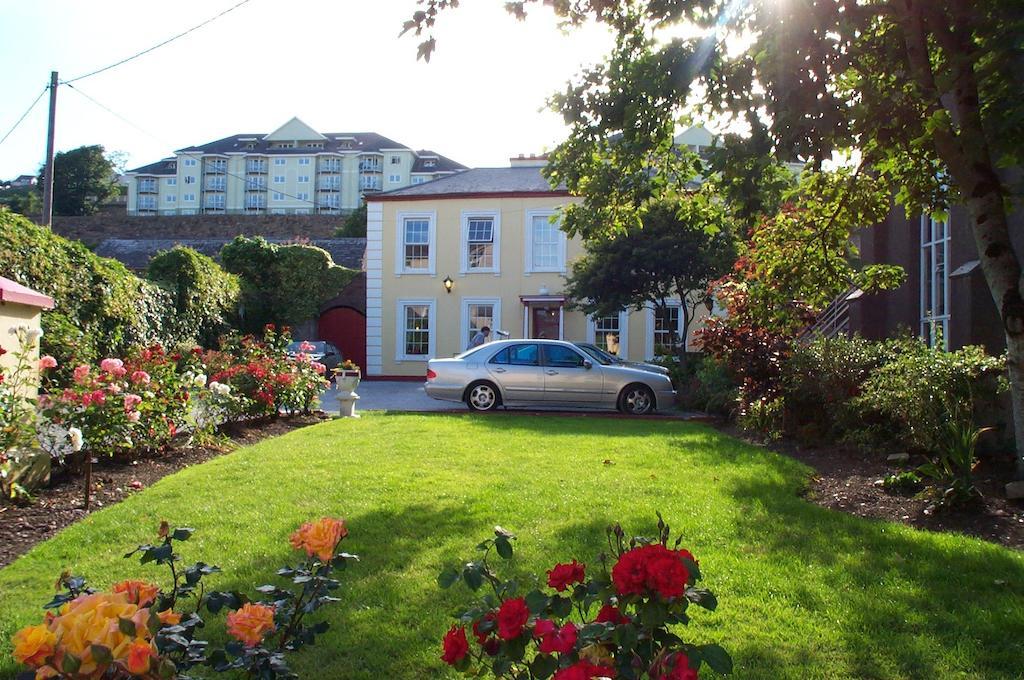 Avonmore House Guest Accommodation Youghal Exterior photo